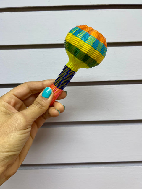 Maraca Sensorial para Pequeños Exploradores